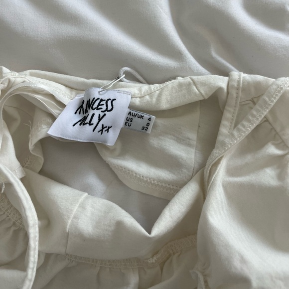 Princess Polly Tilly Top Off-White - Picture 2 of 3